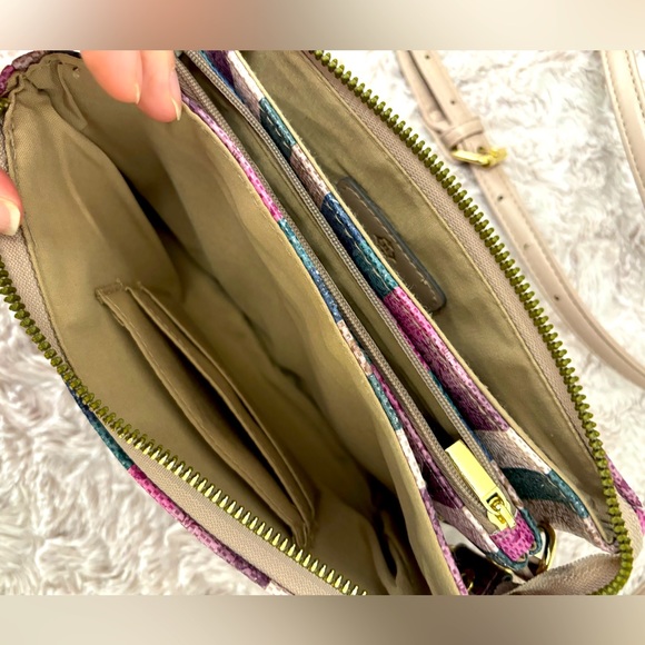 💜Nanette Lapore Crossbody Bag - Picture 7 of 9